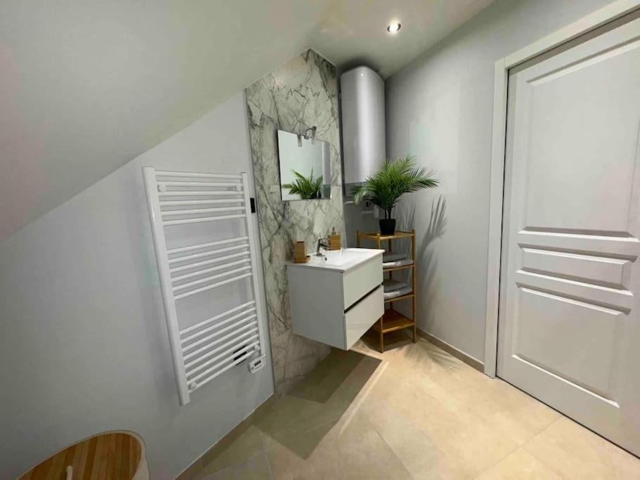Appart Cosy 5Min Roissy Cdg Le Mesnil-Amelot ภายนอก รูปภาพ
